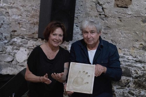 Narodíme se jen jednou...